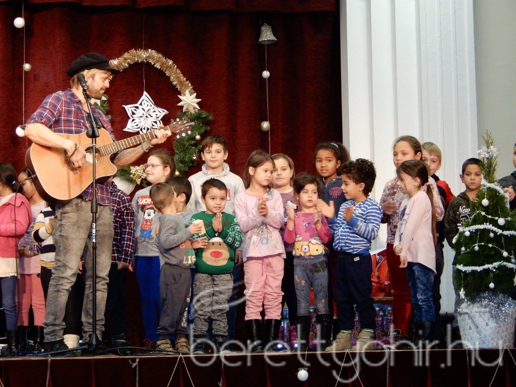 Karácsonyváró ünnepség 25